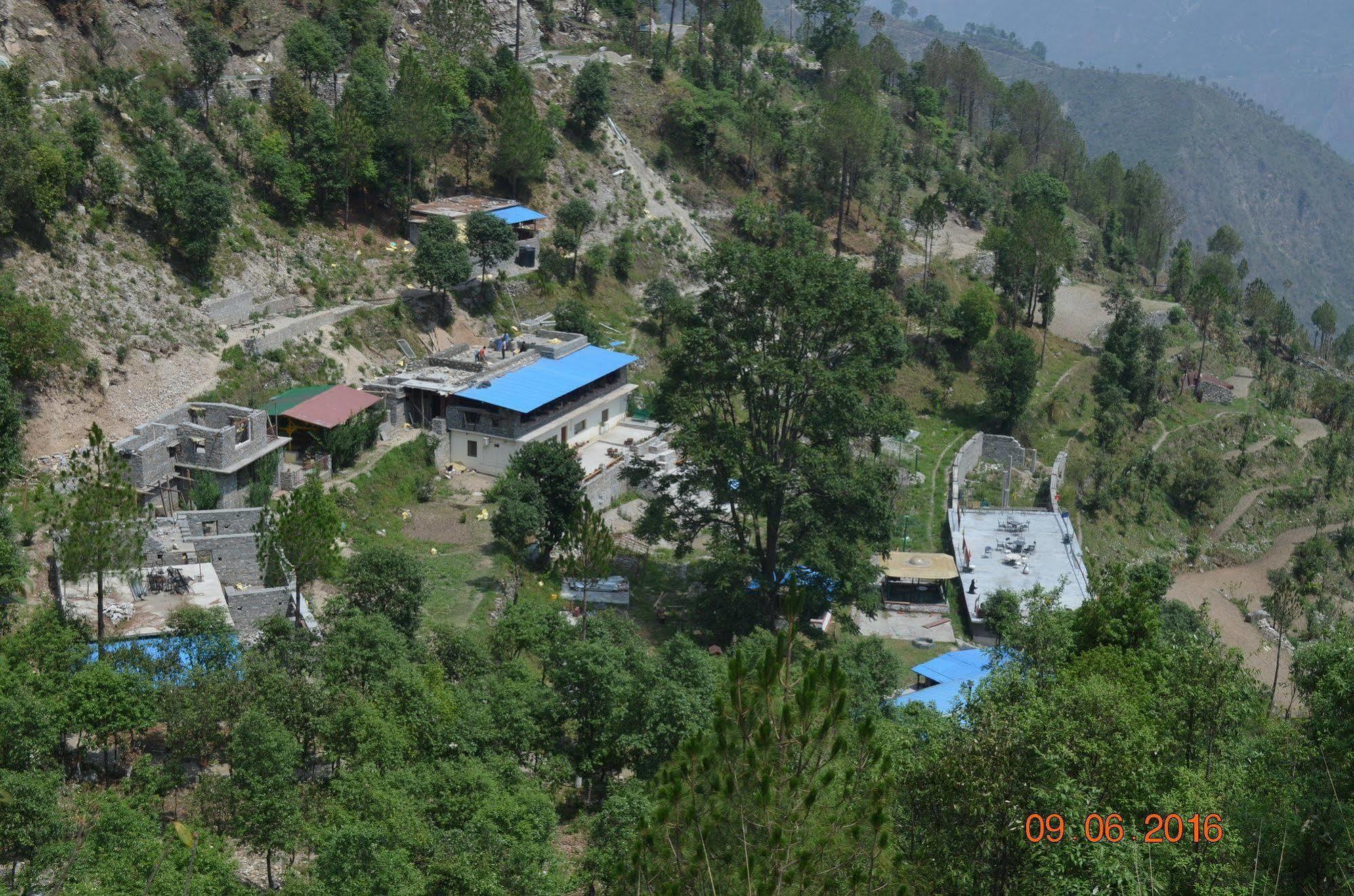 Kafal Resort Nainital Buitenkant foto