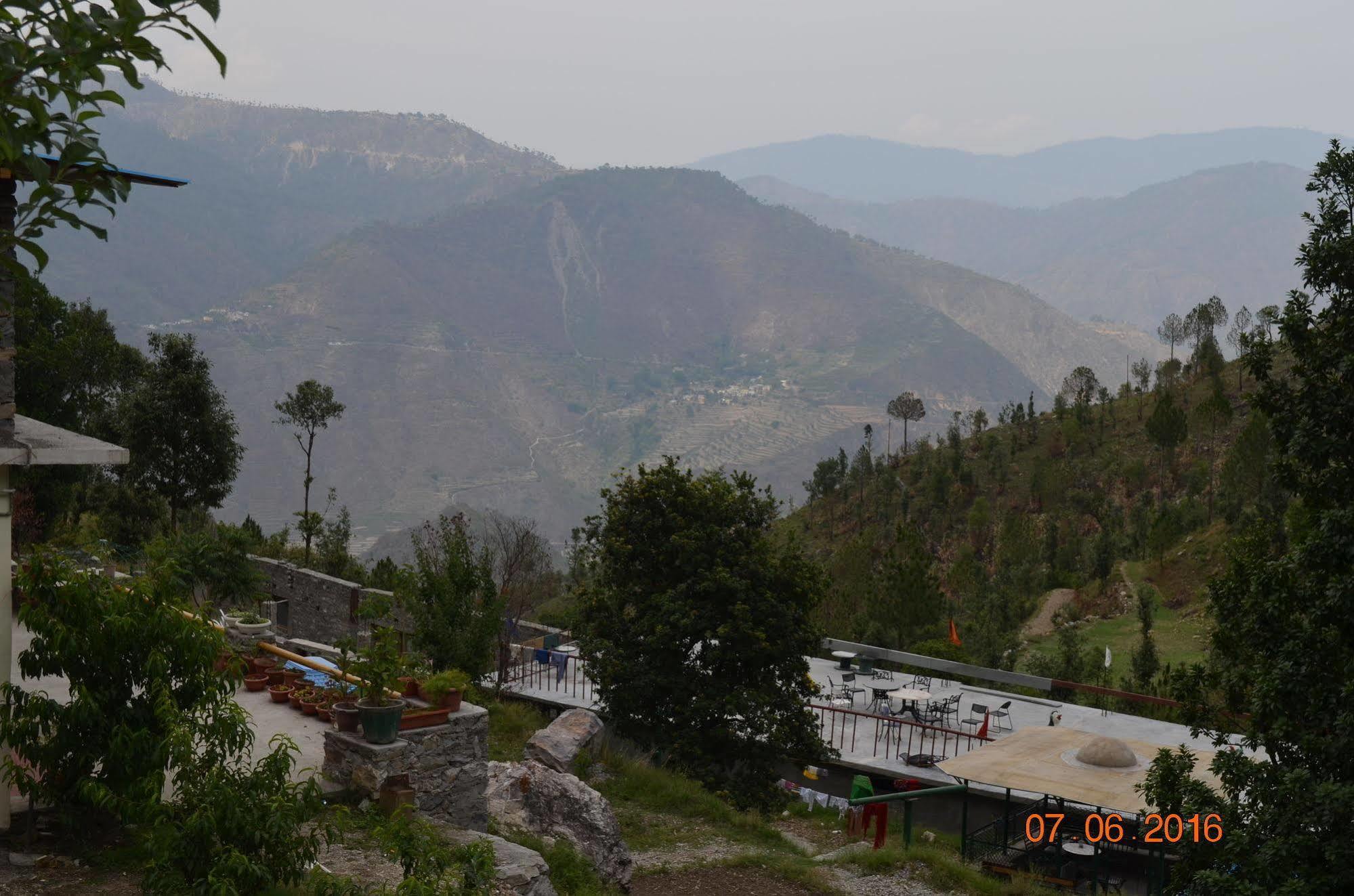 Kafal Resort Nainital Buitenkant foto